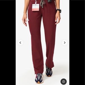 Kade burgundy figs scrub bottom